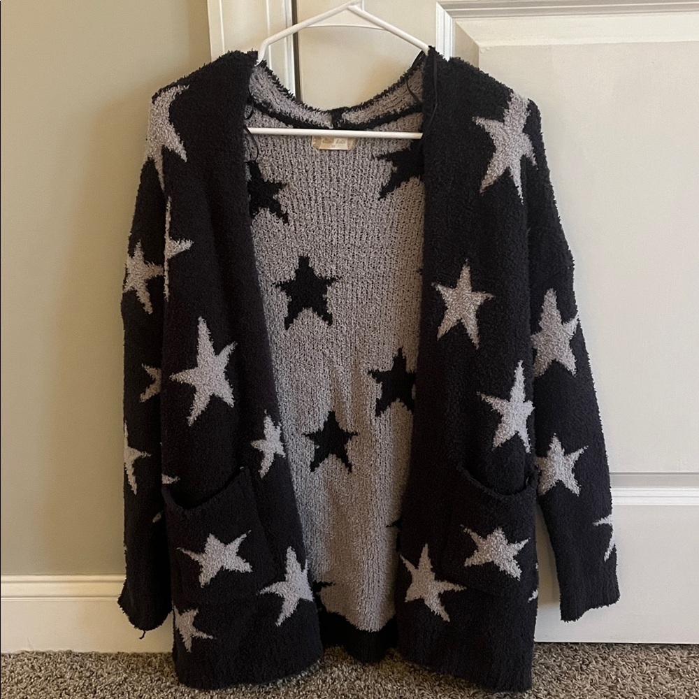 Altar'd State Gray and Navy Star Cardigan